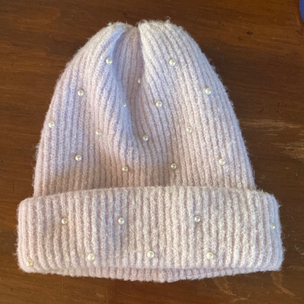 Steve Madden lilac pearl beanie